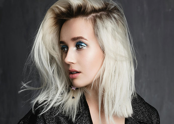 Couple Breaks Up After Bride Changes Her Mind About Making The Bridal Party Bleach Their Hair