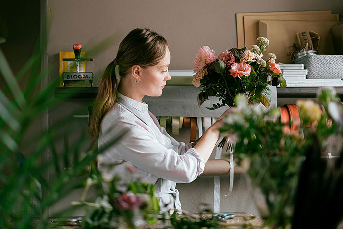 "His Reaction Was Priceless": 30 Rude Clients Who Had No Clue They Were Speaking To Business Owners