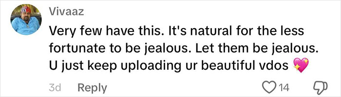 Woman Begs People To &ldquo;Stop Hating&rdquo; On Her Body After Disneyland Visitors Cruelly Stare And Laugh