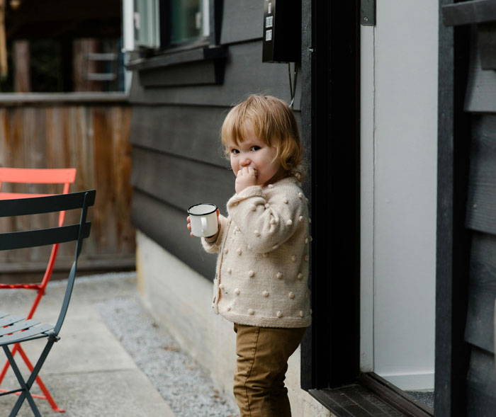 Family Drama Ensues After Brother Leaves Kids At His Sister's Despite Her Refusal, She Calls Cops