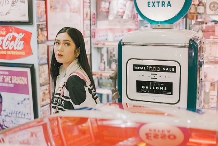 Karen Calls 911 On Homeless Man, Threatens Him With $500 Fine Until Cops Show Up