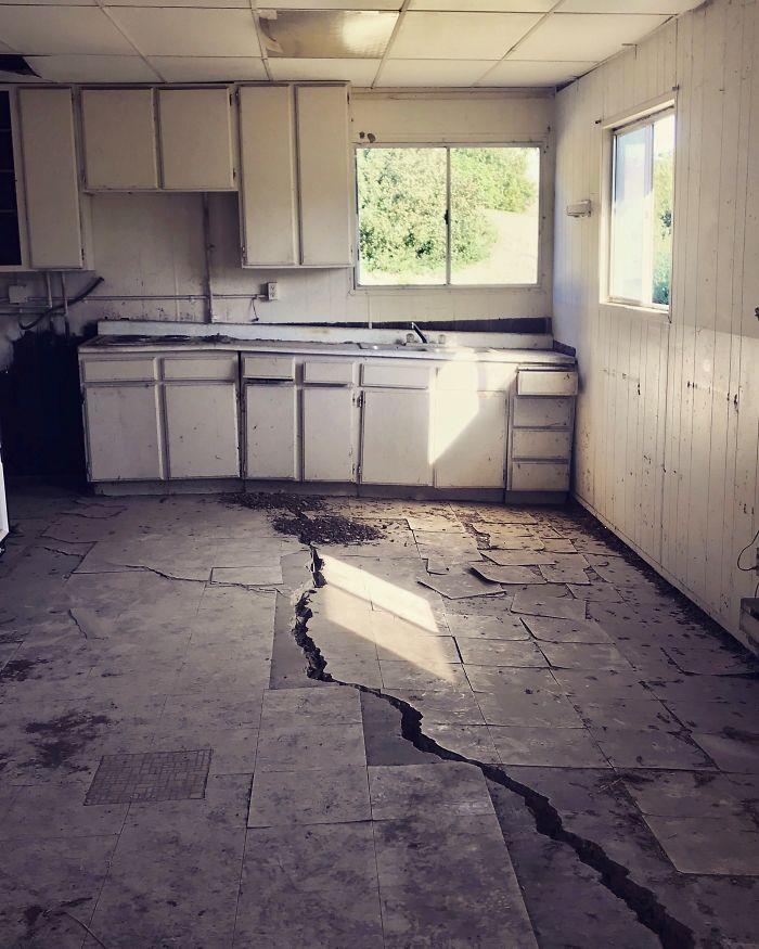 Best-Dangerous-Structure-Fails-Pics