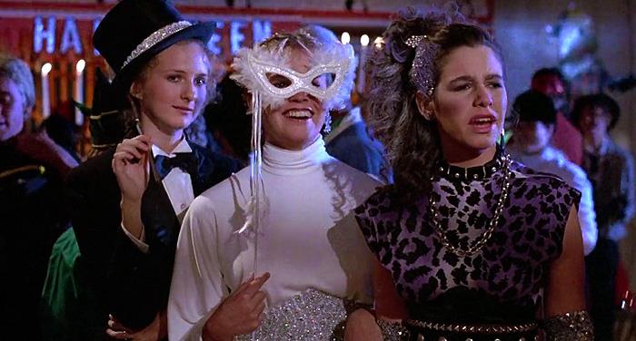 People Answer What Movies Get Wrong About America And Here’s 35 Of Their Spot-On Observations