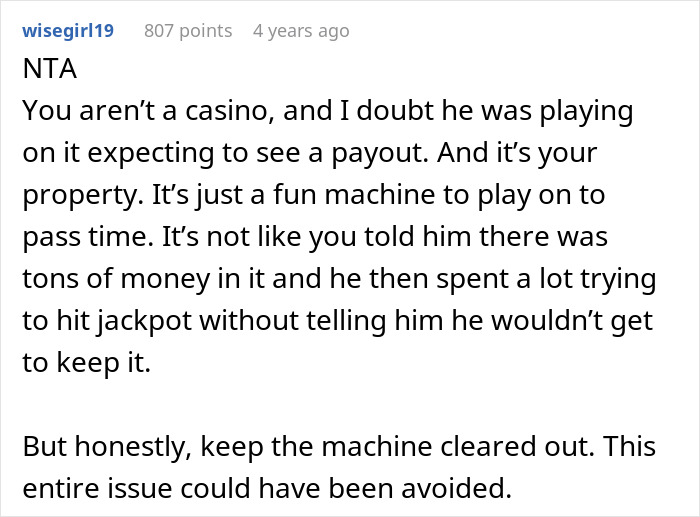 &ldquo;AITA For Telling A Friend&rsquo;s Friend He Couldn&rsquo;t Keep The &lsquo;Jackpot&rsquo; He Hit On My Slot Machine?&rdquo;