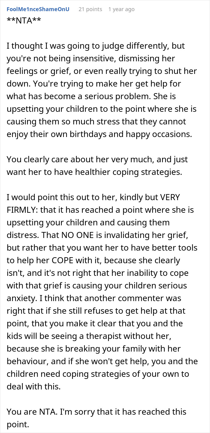 Woman Interrupts Daughter&rsquo;s 13th B-Day To Grieve Her Grandma, Husband Tells Her She Has To Stop