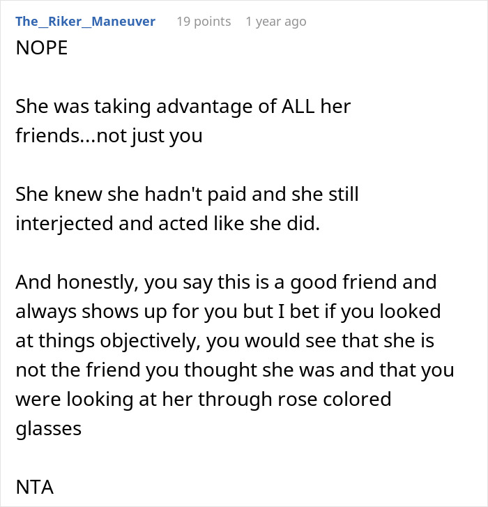 Woman Gets Publicly Called Out For Taking Credit For A Gift She Avoided Contributing To, Gets Upset Woman Gets Publicly Called Out For Taking Credit For A Gift She Avoided Contributing To, Gets Upset