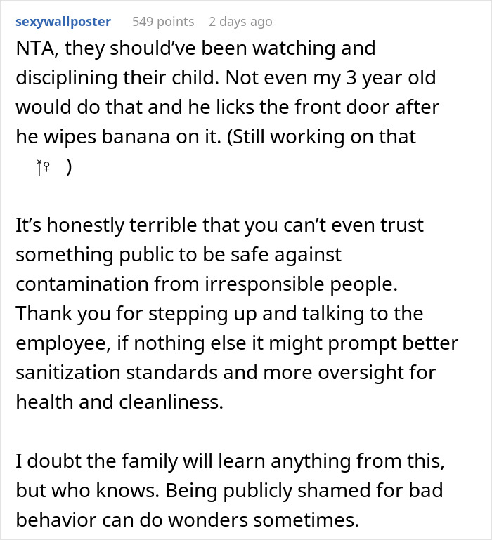 Person Earns Random Fam’s Anger By Reporting Their Kid To Costco Staff For Licking All The Sauces Person Earns Random Fam’s Anger By Reporting Their Kid To Costco Staff For Licking All The Sauces
