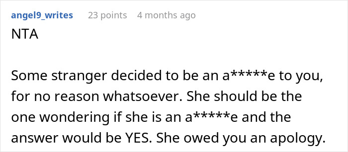 Entitled Woman Scolds Student For Making Elderly Couple Get Up To Get Into Her Seat, Drama Ensues Entitled Woman Scolds Student For Making Elderly Couple Get Up To Get Into Her Seat, Drama Ensues