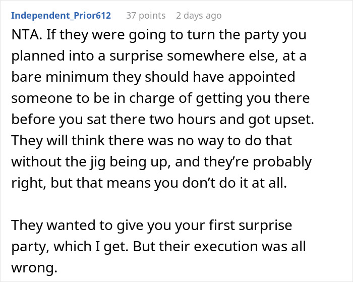 Woman Left Crying Alone At Restaurant On Her Birthday Due To Friends' "Surprise"