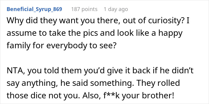 Man Avoids Sister's Wedding Because Of Horrible Brother, She Bribes Him With $2000, It Doesn't Work Man Avoids Sister's Wedding Because Of Horrible Brother, She Bribes Him With $2000, It Doesn't Work