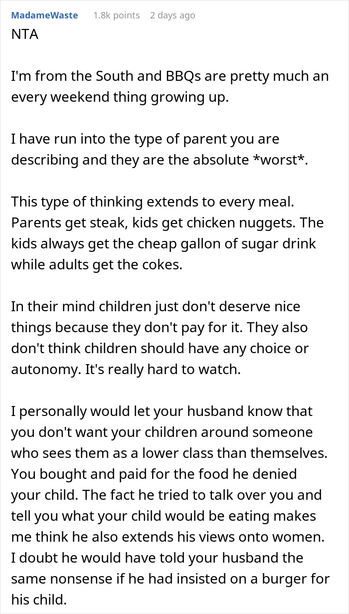 Mom Accidentally Causes Drama At BBQ When She Gives A Burger To Son Who Wasn’t Given One Mom Accidentally Causes Drama At BBQ When She Gives A Burger To Son Who Wasn’t Given One