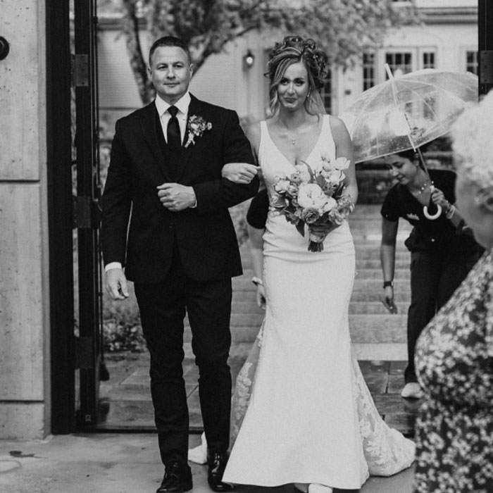 Bride Outraged After Botanical Garden Hides All The Plants The Night Before The Wedding Bride Outraged After Botanical Garden Hides All The Plants The Night Before The Wedding