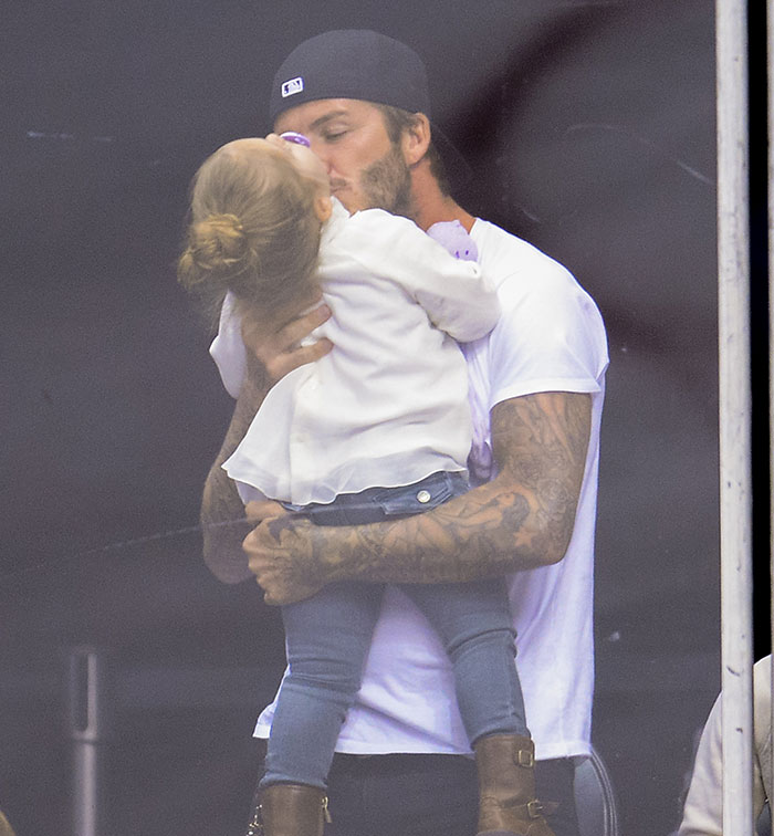 “Cringeworthy… Totally Inappropriate”: David Beckham Trolled For Hugging 12 YO Daughter Harper “Cringeworthy… Totally Inappropriate”: David Beckham Trolled For Hugging 12 YO Daughter Harper