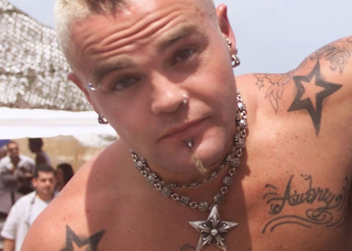 Crazy Town Frontman And "Butterfly" Singer Shifty Shellshock Dies At 49