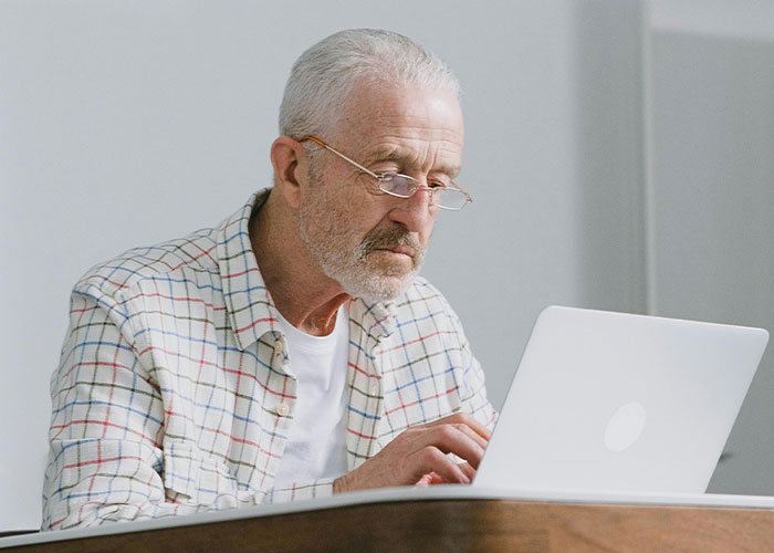 Man Goes To A Job Interview For The First Time In 38 Years, Ruins It By Being A Boomer