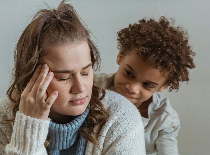 Woman Kicked Out From B-Day Party After Giving Mom A Reality Check About How She Treats Son Woman Kicked Out From B-Day Party After Giving Mom A Reality Check About How She Treats Son