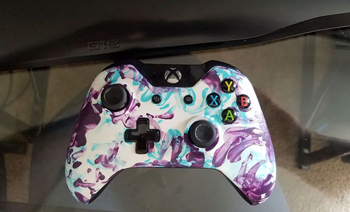 My Father's Day Gift: A Finger-Painted Xbox One Controller Face