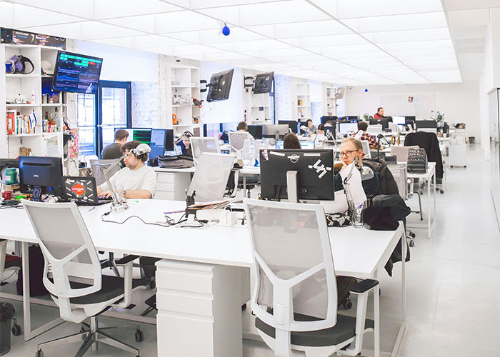 Worker Refuses To Accept Lower Pay For Finishing Work Faster, Tests Corporate Policy