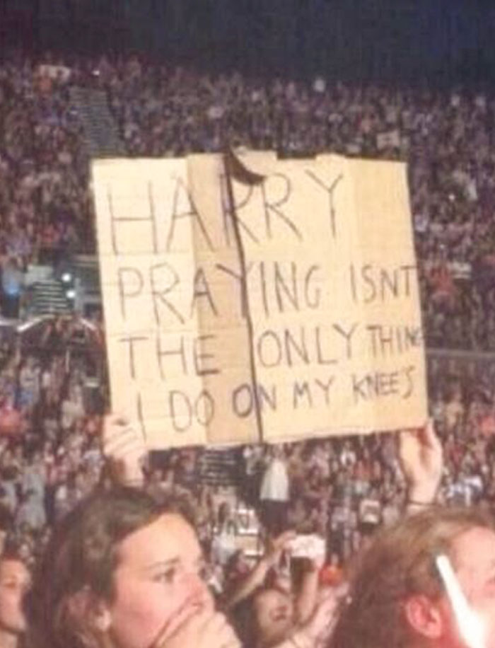 A Very Direct Sign To Harry Styles