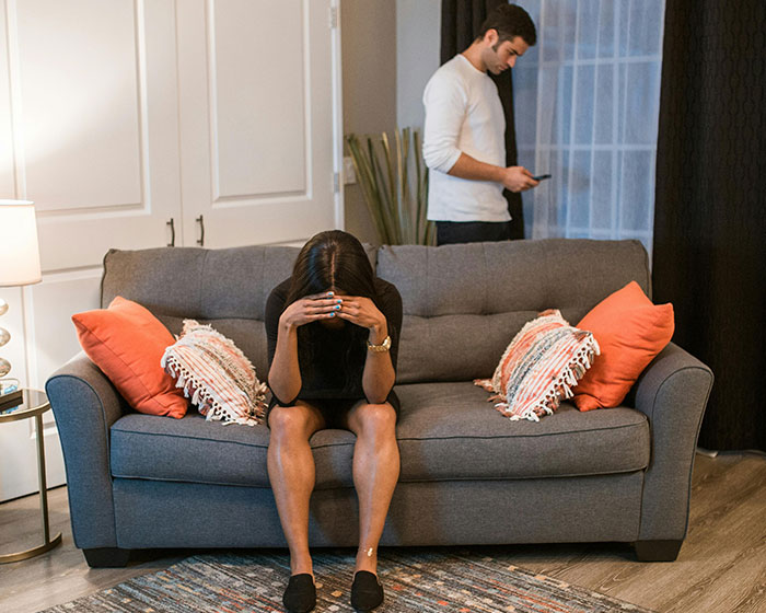 &ldquo;To The Girl Engaged To My Husband&rdquo;: Woman&rsquo;s Heartbreaking Letter Goes Viral