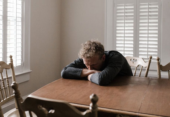 Man&rsquo;s Quest For His Late Wife&rsquo;s Chocolate Cake Ends In More Heartache As Kids Turn Against Him