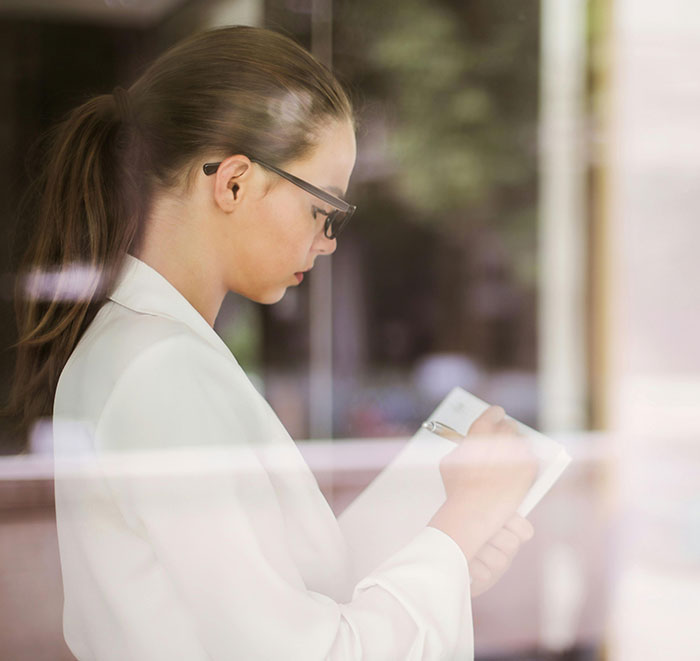 50 People Who Have "Cool" Jobs Share How They're A Lot Less Fun Than People Imagine