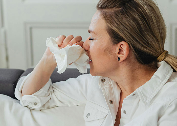 Man Publicly Shames A Childfree Woman, She Claps Back So Strongly That He Takes “Sick Leave” Man Publicly Shames A Childfree Woman, She Claps Back So Strongly That He Takes “Sick Leave”