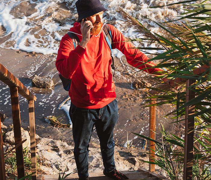 Karen Calls 911 On Homeless Man, Threatens Him With $500 Fine Until Cops Show Up