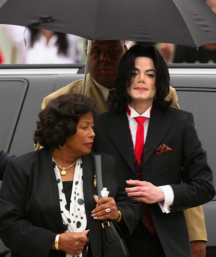 &ldquo;Get A Job&rdquo;: Michael Jackson&rsquo;s Kids Can&rsquo;t Get Money From His Estate Due To IRS Dispute