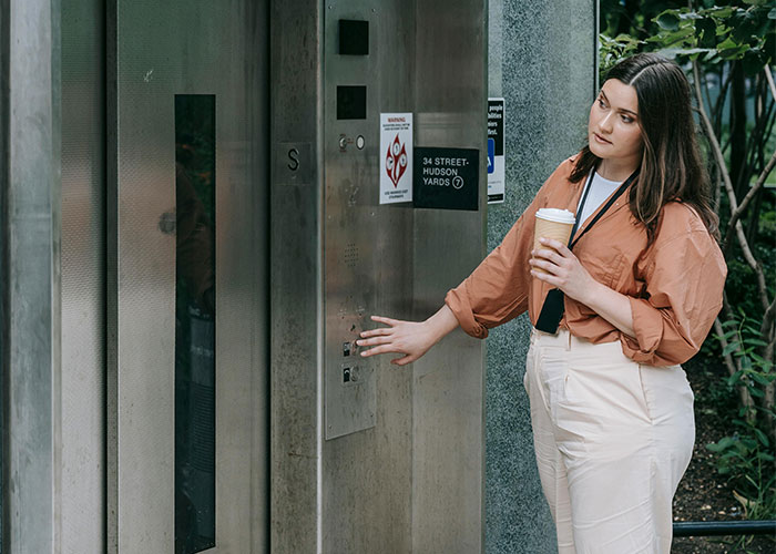 30 People Who Met A Real-Life ‘Karen’ Share Their Stories