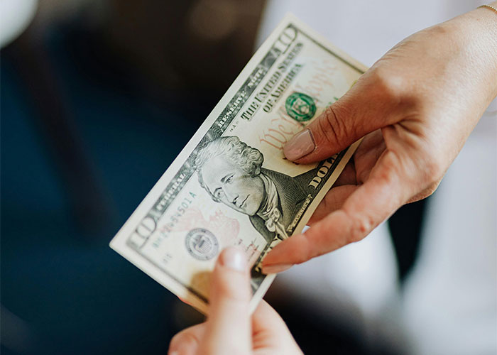 30 People Who Met A Real-Life ‘Karen’ Share Their Stories