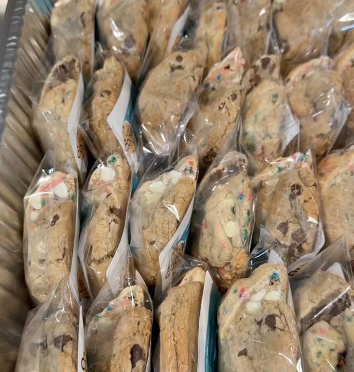 Cookie Shop Goes Viral For Brutal Honesty About &ldquo;Micro Influencers&rdquo;