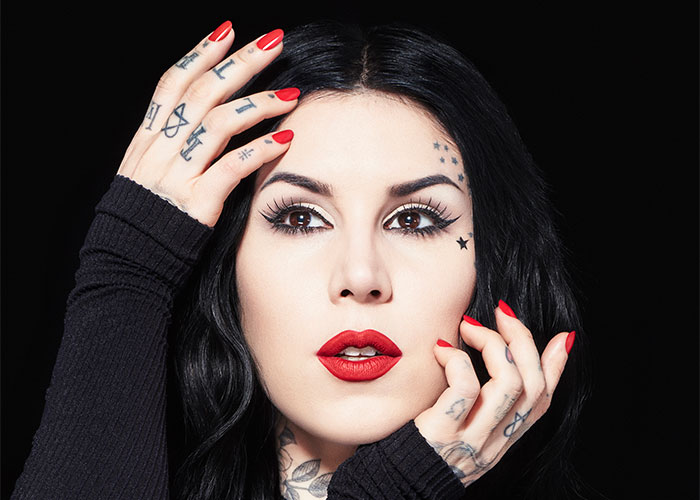 30 Times People Messed With Celebrities Enough To Get Blocked