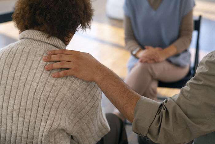 “Here’s The Life Advice Everyone Needs To Hear”: 90YOs Share 40 Things They Wish They Knew Earlier