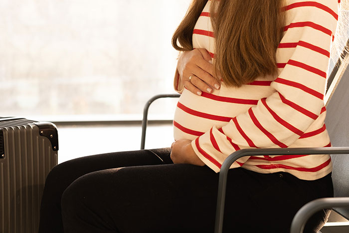 “His Face Sunk”: Woman Claps Back At A Man For Asking Her To Switch Seats With His Pregnant Wife “His Face Sunk”: Woman Claps Back At A Man For Asking Her To Switch Seats With His Pregnant Wife