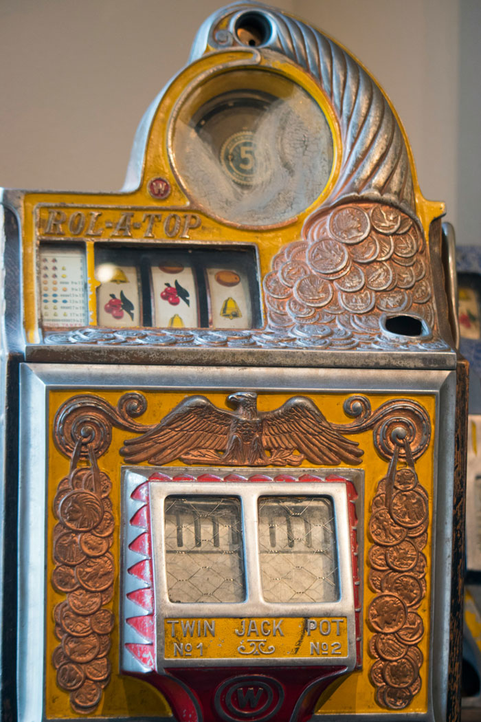 &ldquo;AITA For Telling A Friend&rsquo;s Friend He Couldn&rsquo;t Keep The &lsquo;Jackpot&rsquo; He Hit On My Slot Machine?&rdquo;