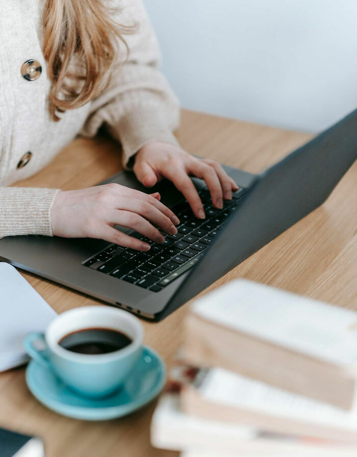 30 Times HR Had To Investigate Some Of The Most Bizarre Cases Ever