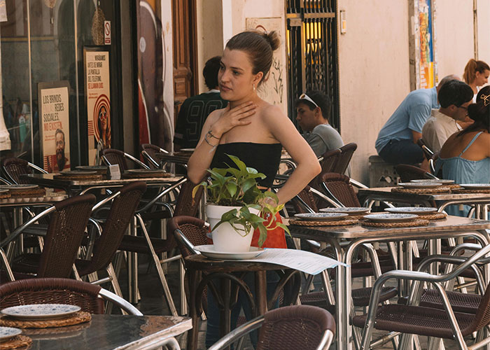 37 Red Flags Indicating You Should Immediately Leave The Restaurant