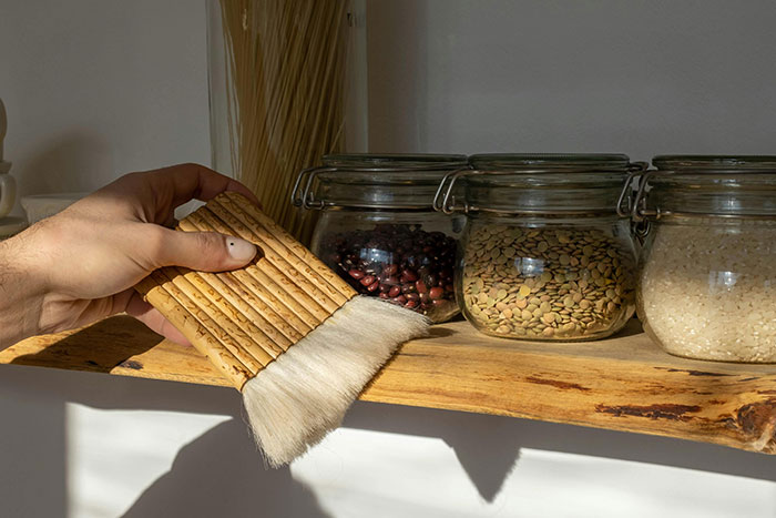 “How To Use And Repair Everything”: 40 Skills That Help People Thrive In Tough Times