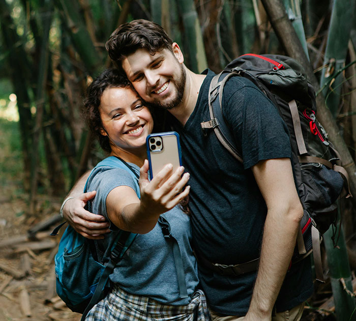 "Doesn’t Make Sense": 40 Social Etiquette Rules That People Want To See Gone