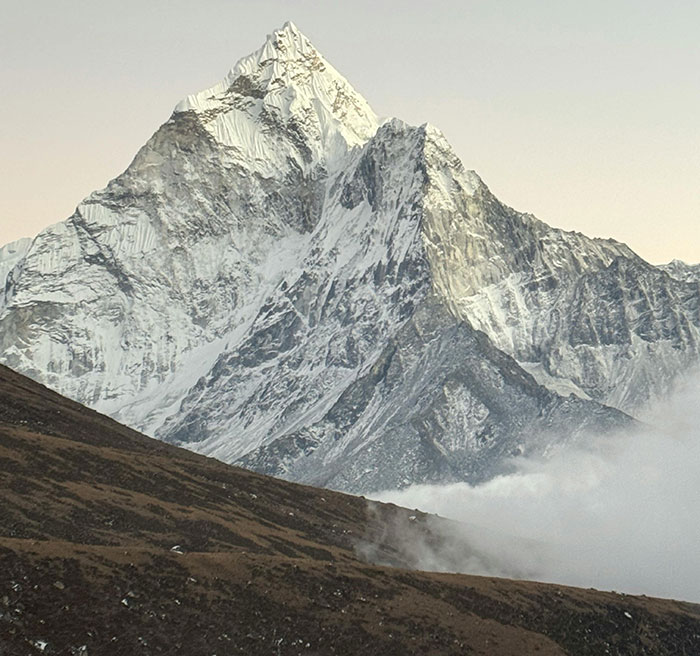 "Flying On A Tight Schedule": 30 Risky Things That People Refuse To Do Anymore