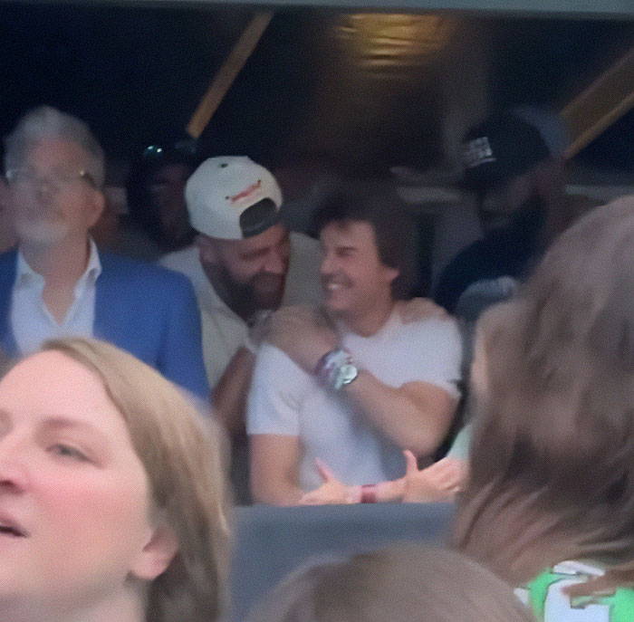 Suri Cruise Drops Tom's Last Name At Graduation As He Skips It For Taylor Swift Concert