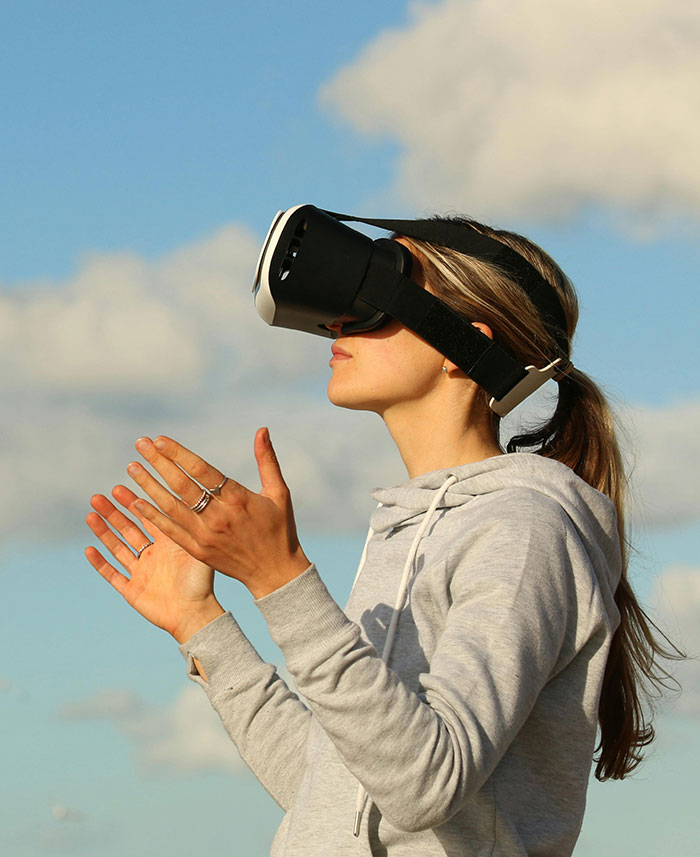 GQ&rsquo;s 1995 List Of &ldquo;Overrated&rdquo; Pop Culture Is Hilariously Roasted 30 Years Later