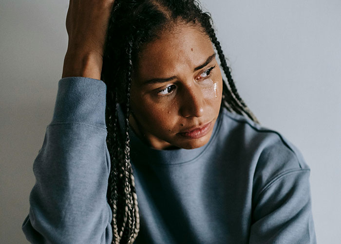 33 People Who Don’t Drink Or Smoke Share How They Cope