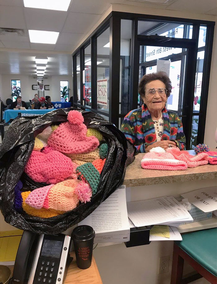 Every Year This Woman Brings A Bag Of Hats Which She Knits From January To December To The Shelter