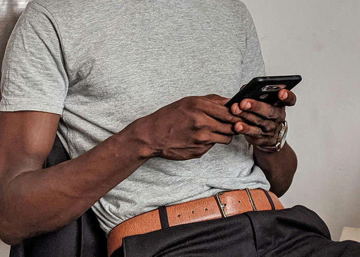 Wife Is Furious Husband Knew About Her Affair Of 2 Years And Just Didn't Care