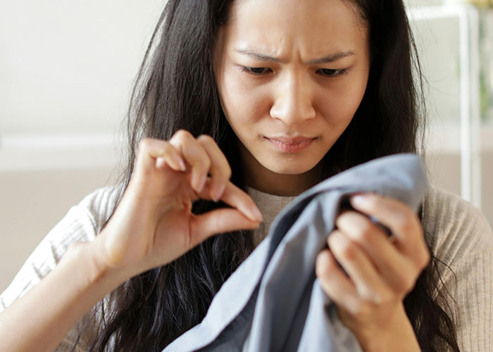 Wife Is Furious Husband Knew About Her Affair Of 2 Years And Just Didn't Care