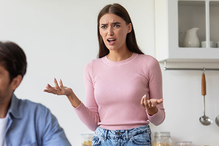 Man Forces His GF Out Of His Home After She Makes His Little Brother Cry And Dumps Her