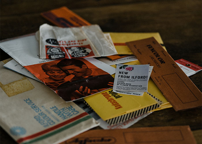 Woman Is Disturbed To Find BF&rsquo;s Hidden &lsquo;Trophies&rsquo;, Internet Urges Her To Run