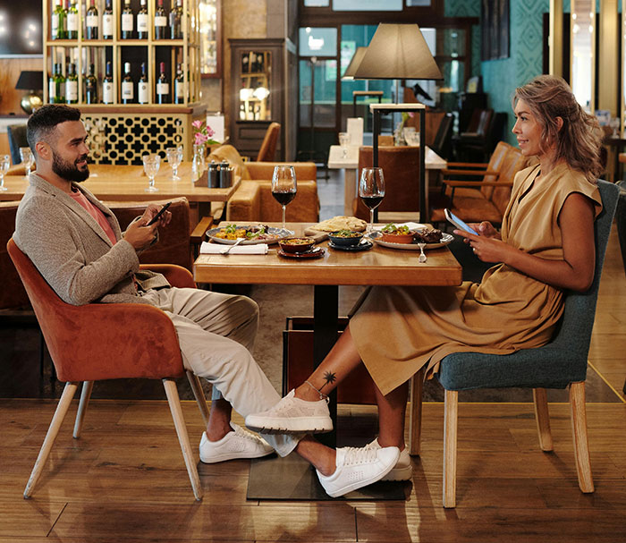 Single Woman Is Sick And Tired Of Men, Goes On An Angry Rant